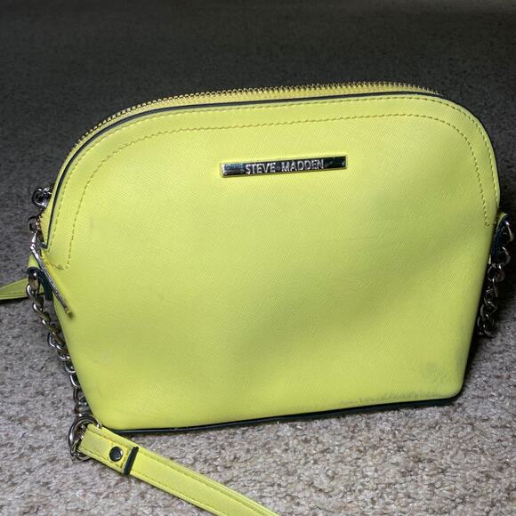 Steve Madden - Bright Yellow Purse with Silver Accents - Picture 2 of 16